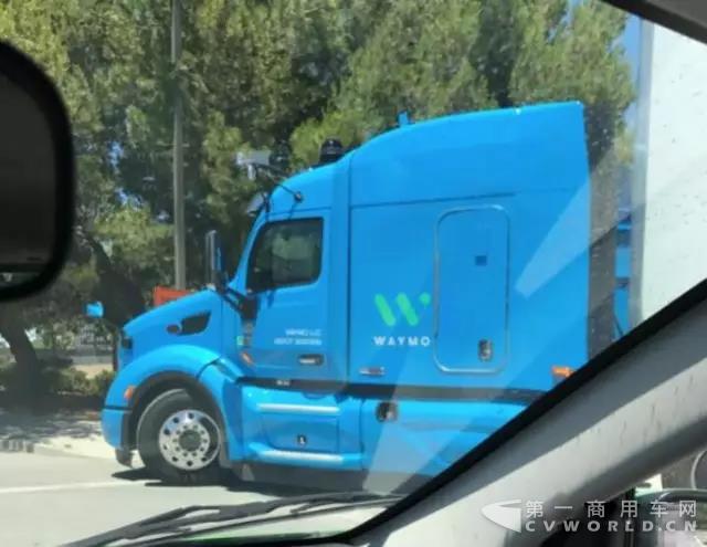 谷歌Waymo自动驾驶卡车首次被拍2.jpg