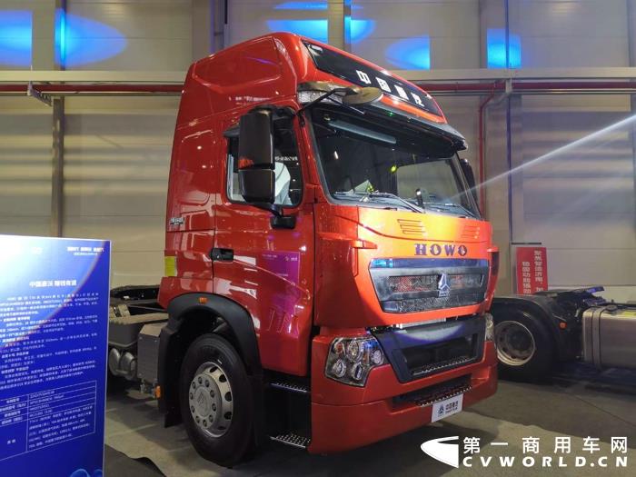 重汽豪沃T7H 6×4牵引车（质赢版），潍柴WP10.5H国五排放2.jpg