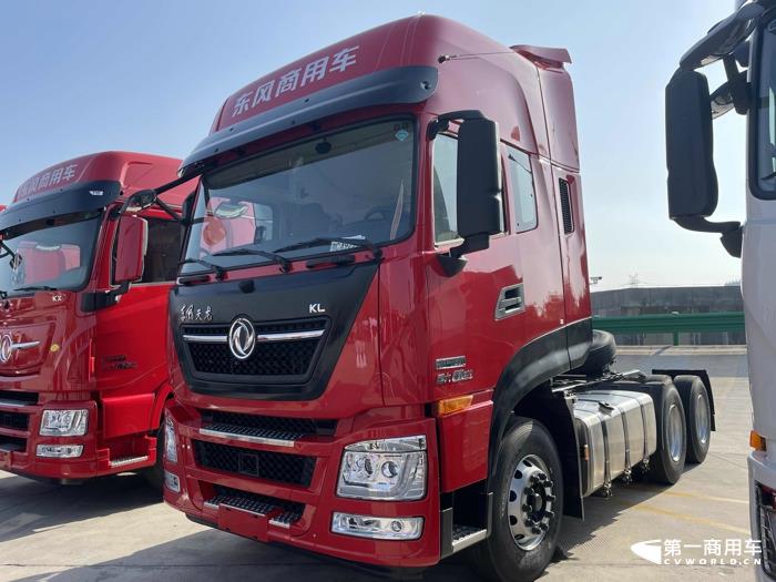 东风天龙KL520马力牵引车，龙擎动力2.jpg