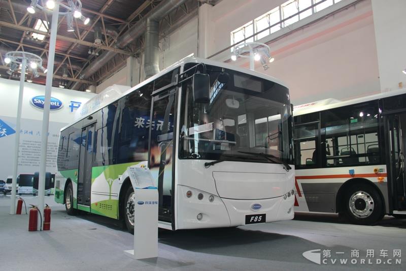 南京金龙F85氢燃料电池客车